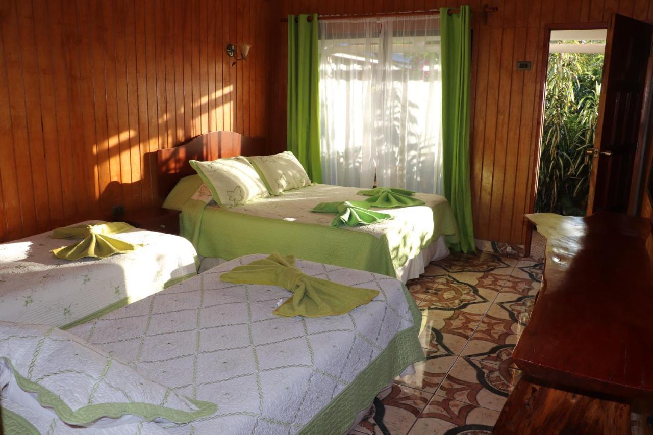 Hostal Avareipua Hanga Roa Ngoại thất bức ảnh