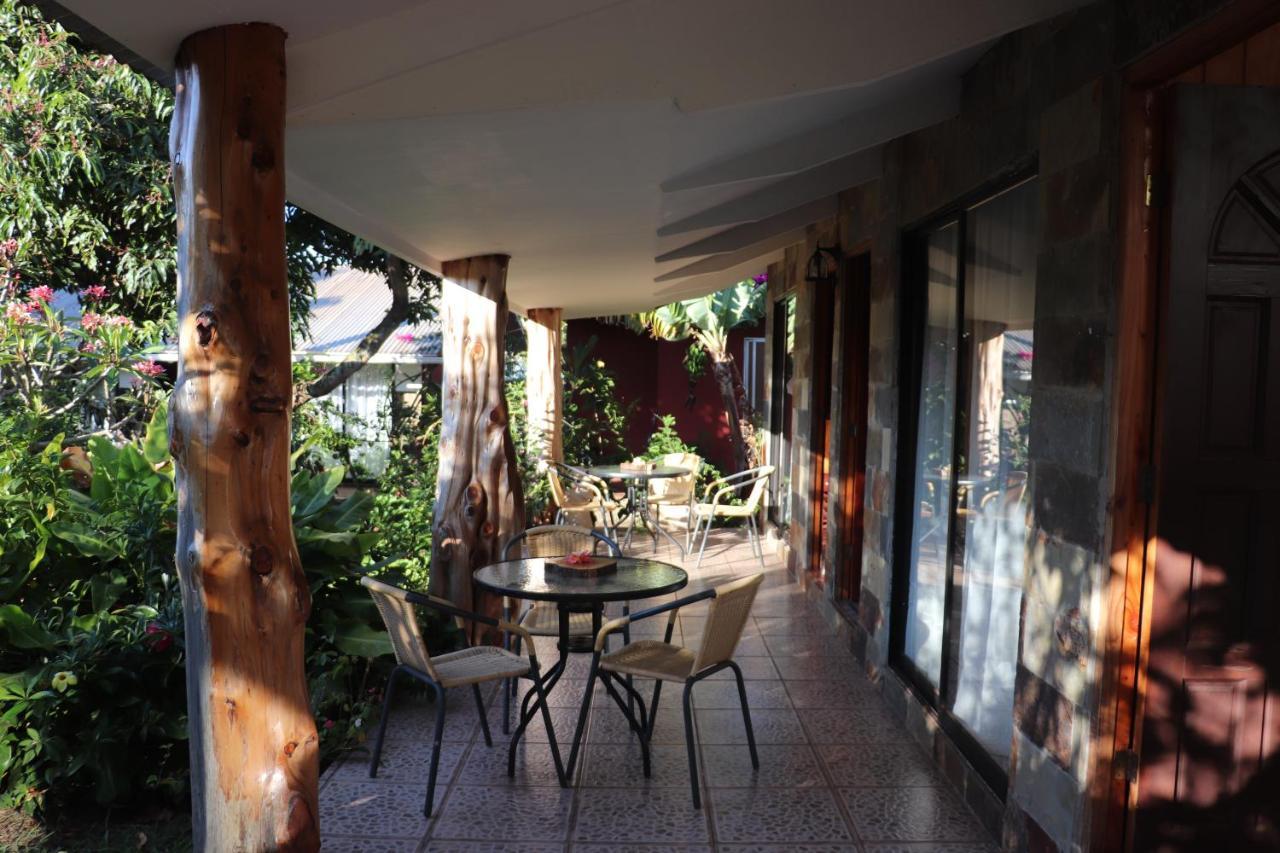 Hostal Avareipua Hanga Roa Ngoại thất bức ảnh