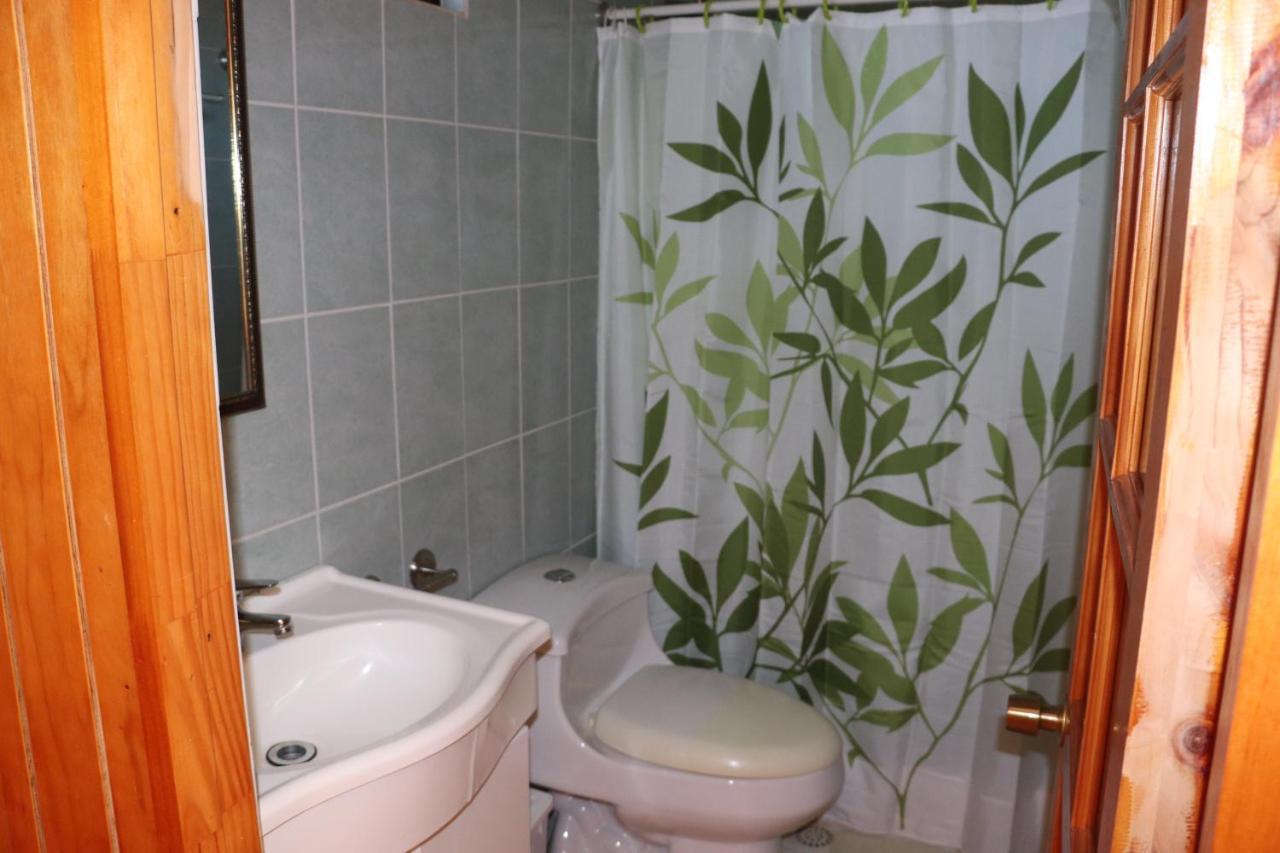 Hostal Avareipua Hanga Roa Ngoại thất bức ảnh