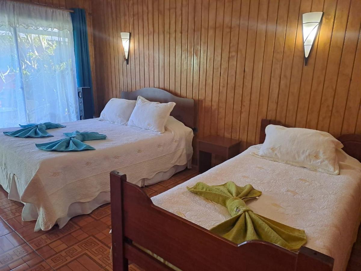 Hostal Avareipua Hanga Roa Ngoại thất bức ảnh